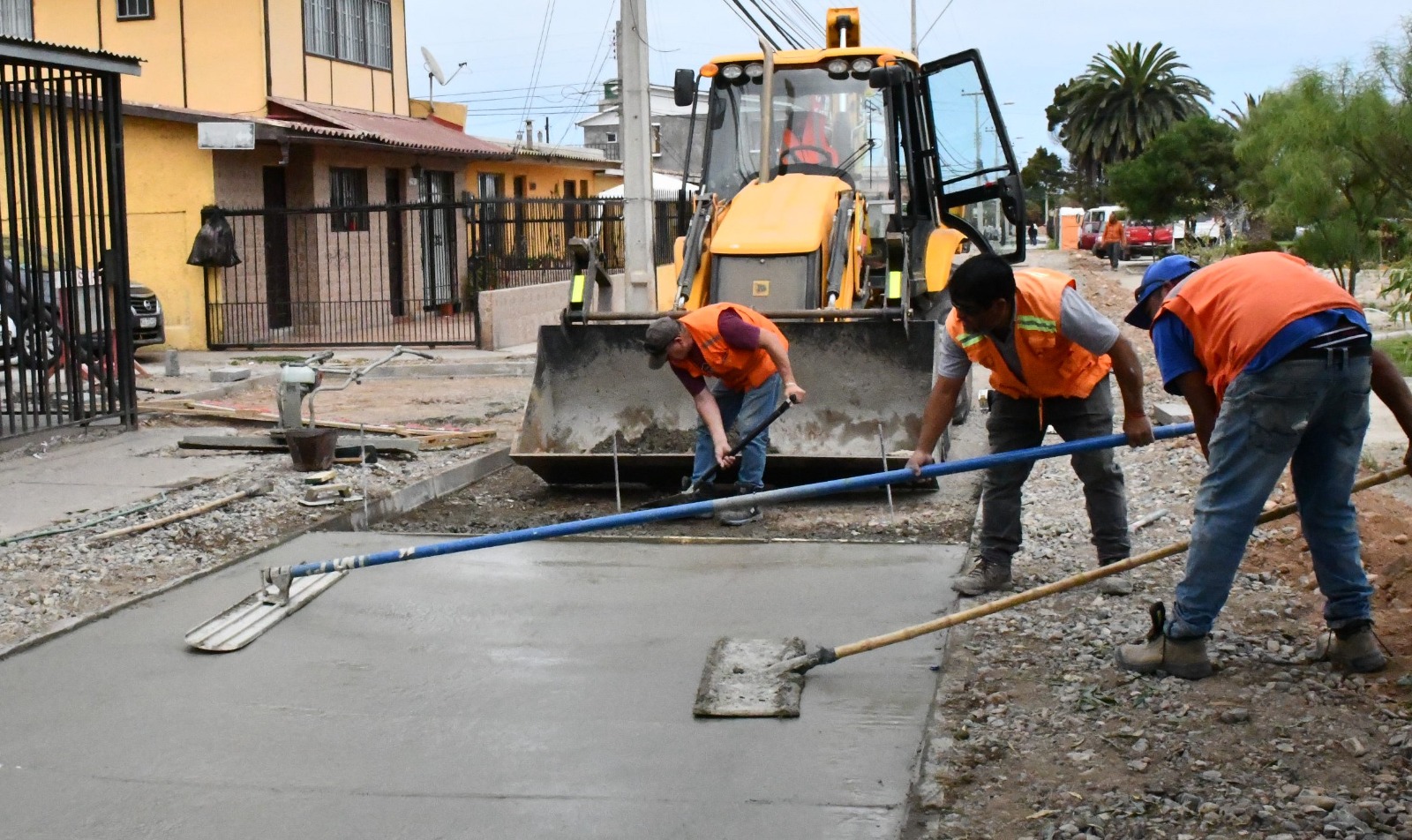 MÁS 200 MILLONES DE PESOS SE INVERTIRÁN EN MEJORAR CALLES Y PASAJES DE LA SERENA